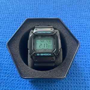 🔥 NWOT G-Shock GW-M5610BA Solar Powered Watch 🔥